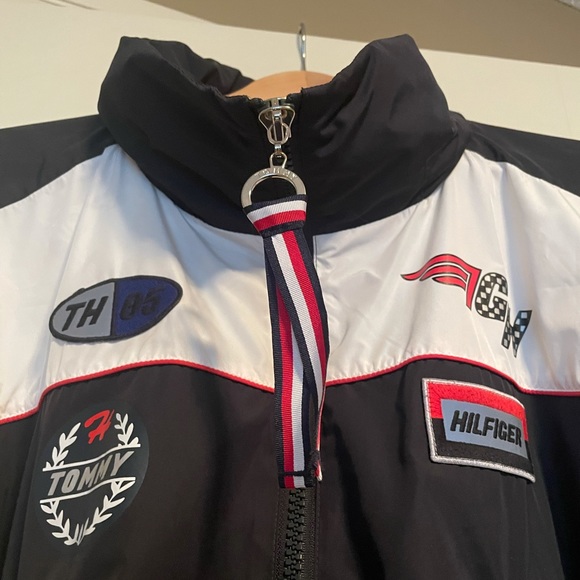 **RARE** Gigi Hadid x Tommy Hilfiger Speed Windbreaker Jacket size M - Picture 3 of 12